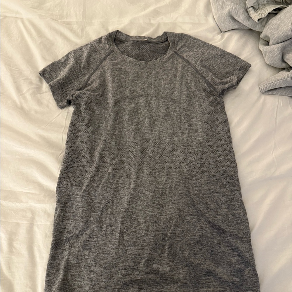 Grey Lululemon Swiftly Tech